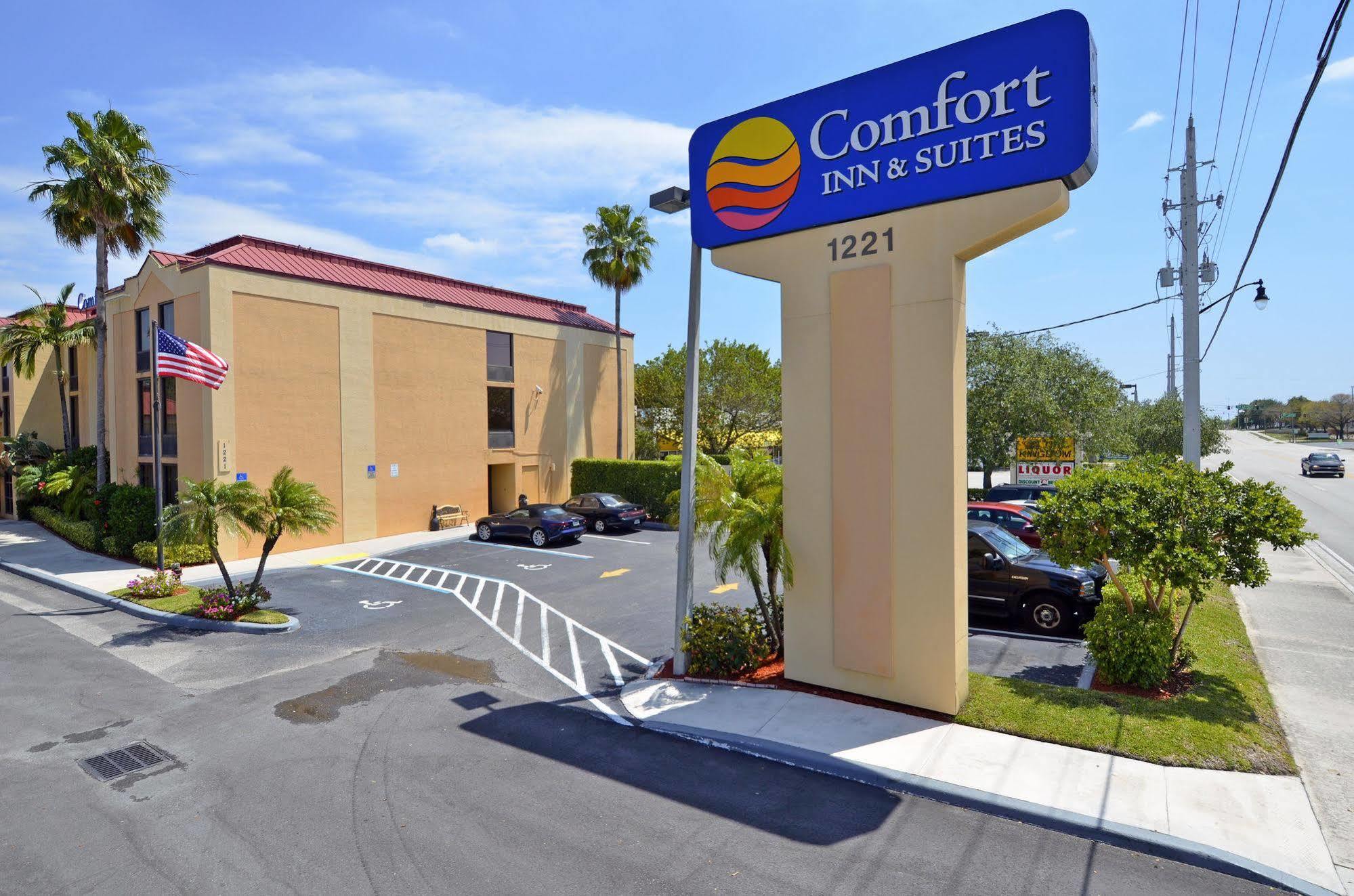 Comfort Inn & Suites Lantana - West Palm Beach South Extérieur photo