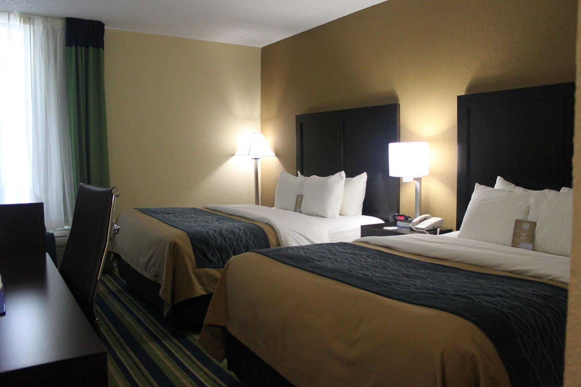 Comfort Inn & Suites Lantana - West Palm Beach South Extérieur photo