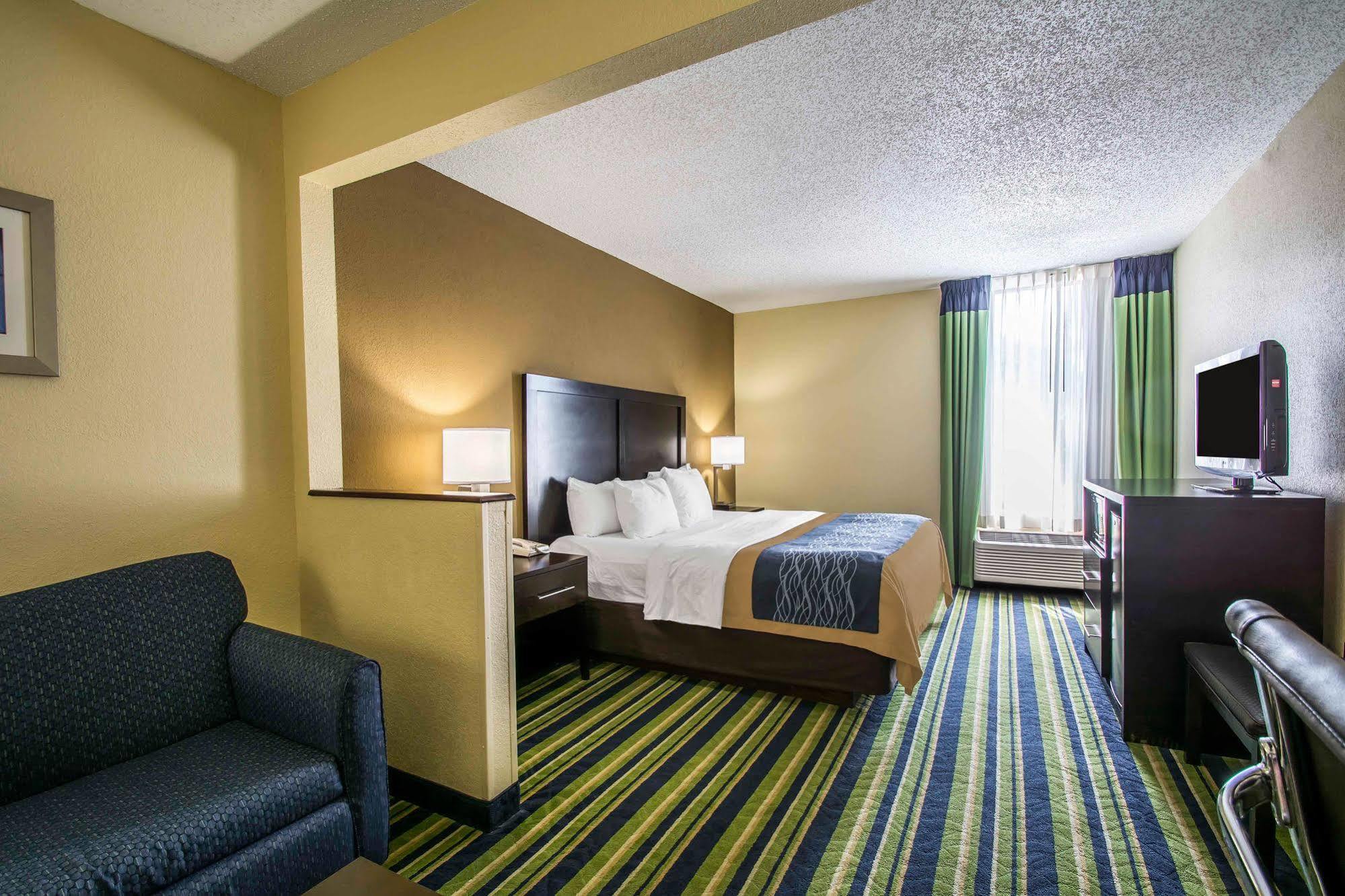 Comfort Inn & Suites Lantana - West Palm Beach South Extérieur photo