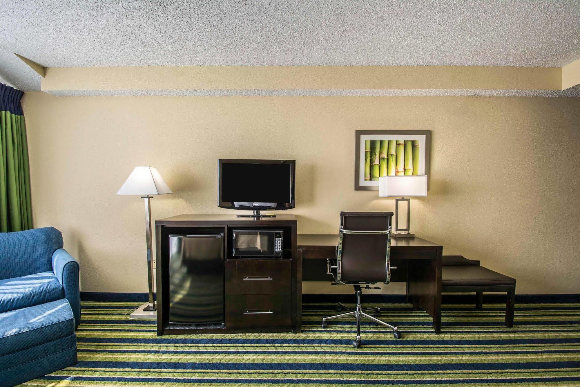 Comfort Inn & Suites Lantana - West Palm Beach South Extérieur photo